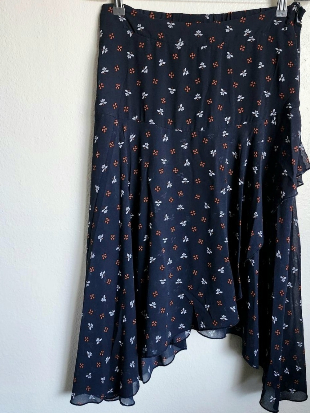 H&M Navy Floral Asymmetrical Midi Skirt Size 12 Cottagecore Soft Grunge Indie